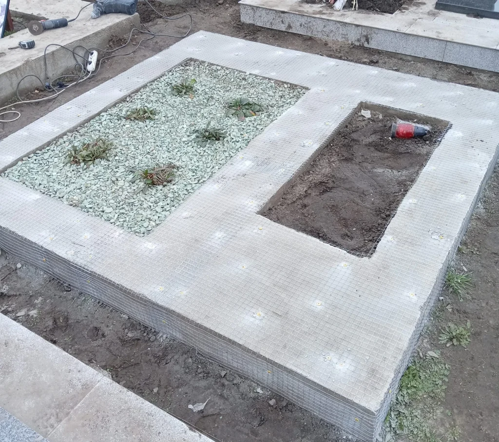 памятники Тараща