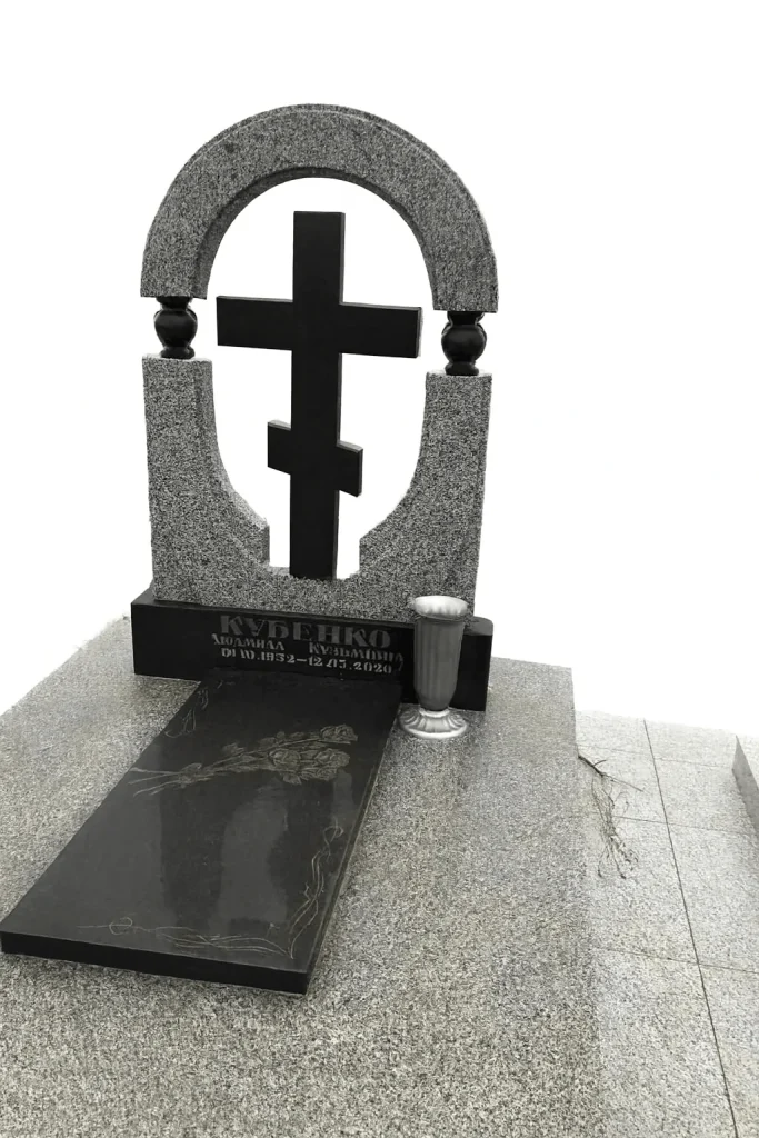 Хрест пам’ятник у Білій Церкві