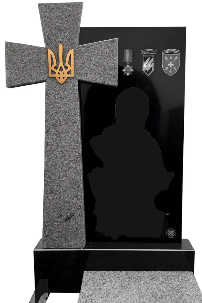 Фото гранітного хреста пам’ятника